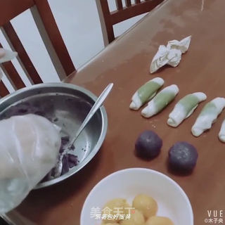 自制高逼格青汁紫薯蛋黄酥的做法步骤:5