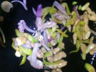 干锅土豆片的做法步骤:4