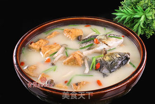 鲫鱼炖豆腐的做法步骤:4