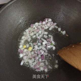 菠萝炒饭的做法步骤：6