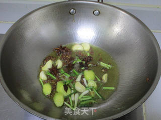 杨梅酒小龙虾的做法步骤:3