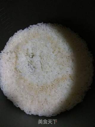香脆米饭杯的做法步骤：1