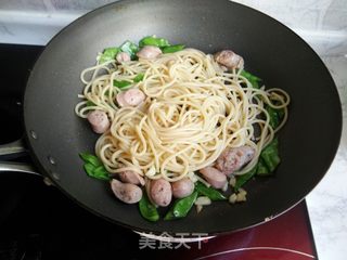 蒜香黑椒意面的做法步骤:9