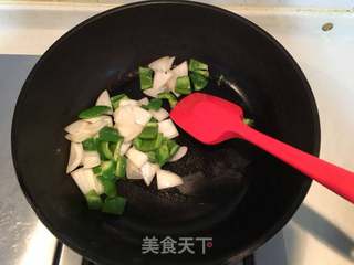 牛肉丸披萨的做法步骤:3