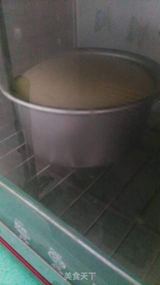 酸奶慕斯蛋糕(6寸)的做法步骤:11