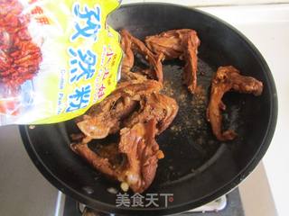 孜然鸭锁骨的做法步骤:9