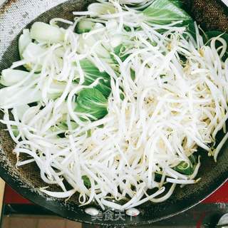 油泼面的做法步骤:5