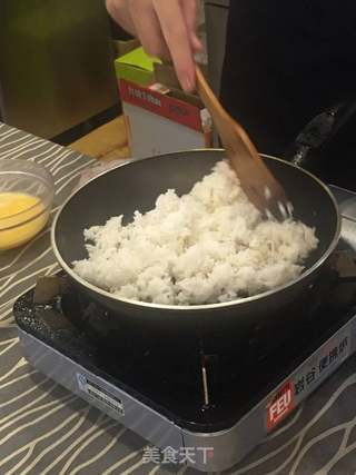 菠萝炒饭的做法步骤:6