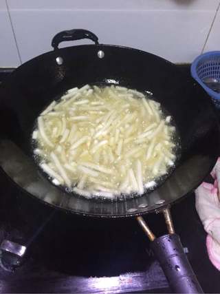 肉酱意大利面的做法步骤:4