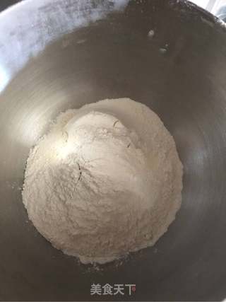 手工大白馒头的做法步骤：1