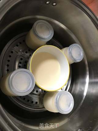 蜜豆牛奶鸡蛋布丁的做法步骤:7