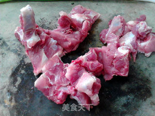 榴莲壳炖龙骨的做法步骤:5
