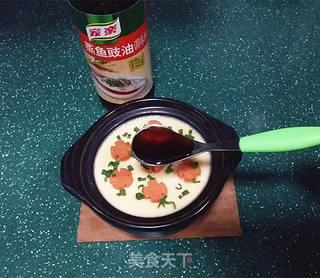蒸火腿肠鸡蛋盅的做法步骤：10