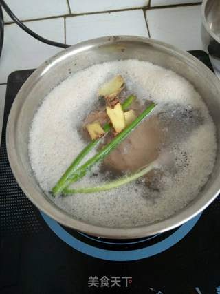 回锅肉的做法步骤:2