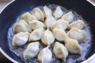冰花煎饺的做法步骤:6