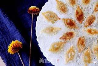 冰花煎饺的做法步骤:8