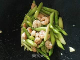 芦笋虾仁的做法步骤:13