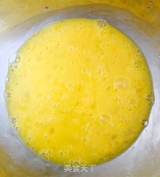 韭菜木耳鸡蛋水饺的做法步骤：2