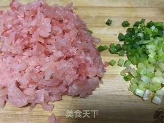 万能快手5分钟肉酱汁的做法步骤:2