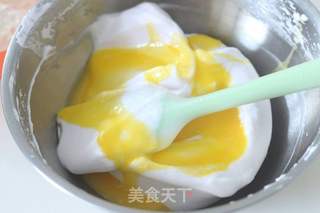 红茶棉花糖脆片慕斯的做法步骤:3