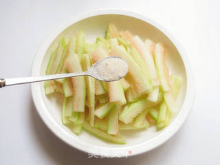 开胃酸辣西瓜皮的做法步骤:7