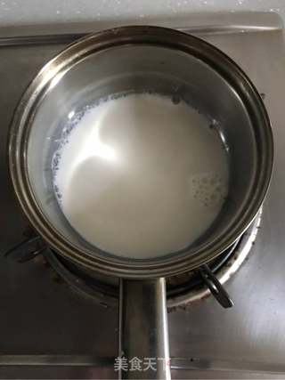 Fluff棉花糖之焦糖舒芙蕾的做法步骤:5