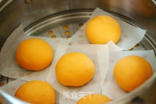 胡萝卜风味的流沙包的做法步骤:9