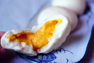 胡萝卜风味的流沙包的做法步骤:10