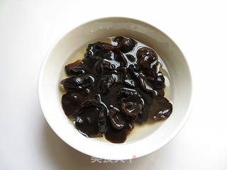 田园杂蔬禽蛋拌白肉的做法步骤:9