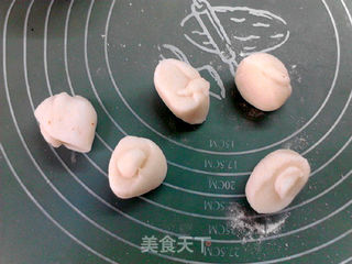 樱桃雪媚娘的做法步骤:6