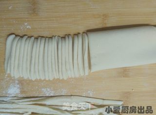 银丝卷的做法步骤:7