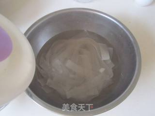 黄瓜拌大拉皮的做法步骤:2