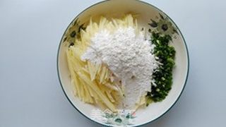土豆丝饼的做法步骤:4