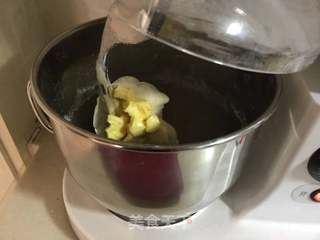 一次性发酵奶油餐包的做法步骤:4