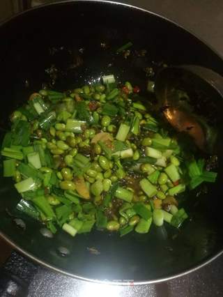 辣炒毛豆的做法步骤:3