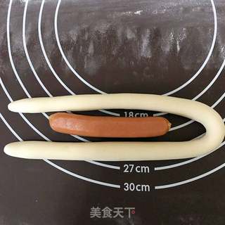 香肠兔子馒头卷的做法步骤:7