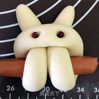 香肠兔子馒头卷的做法步骤:12