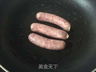香肠抱蛋卷的做法步骤:2