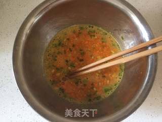香肠抱蛋卷的做法步骤:5