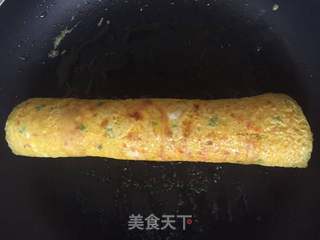 香肠抱蛋卷的做法步骤:11