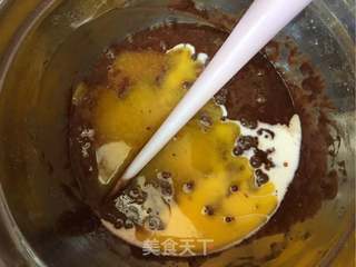 玫瑰黑森林蛋糕的做法步骤:5