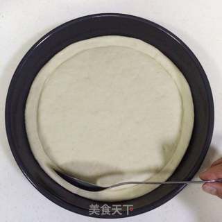 培根口蘑田园披萨的做法步骤:6