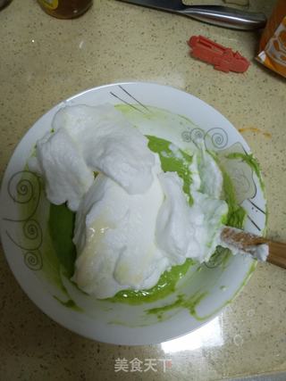 菠菜旋风蛋糕卷的做法步骤:10