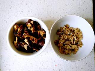 海鲜香菇饭的做法步骤:3