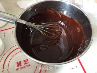 巧克力熔岩的做法步骤:2