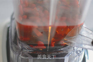 我很丑但能让你变美的黑豆枸杞山楂饮的做法步骤:3