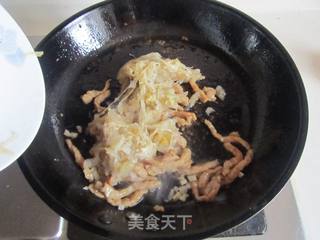 酸菜苕粉肉丝的做法步骤:5