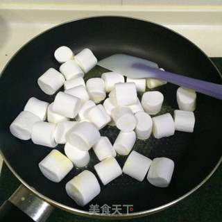 奥利奥花生牛轧糖的做法步骤:7