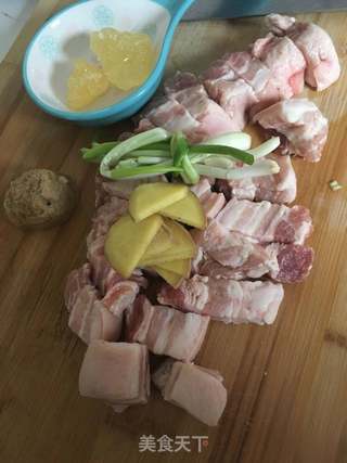 红烧肉的做法步骤:2