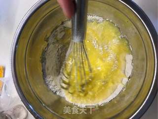 不失败的戚风蛋糕的做法步骤:12